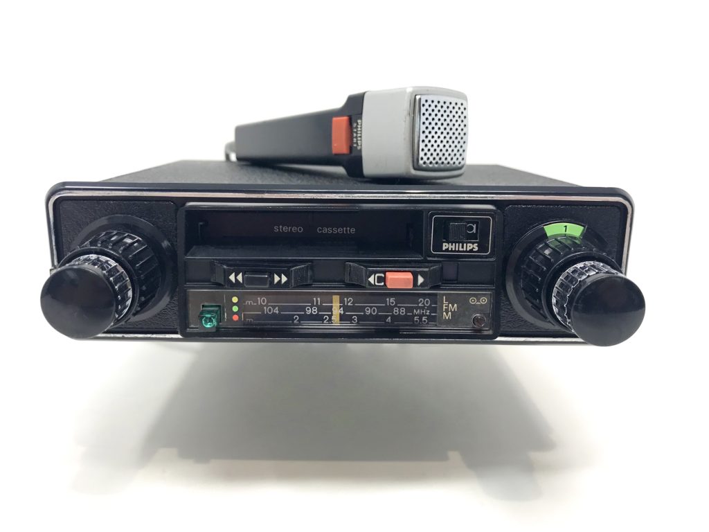 Front view of 1972 Philips RN22712 Stereo Radio Cassette with Microphone and voice recording feature